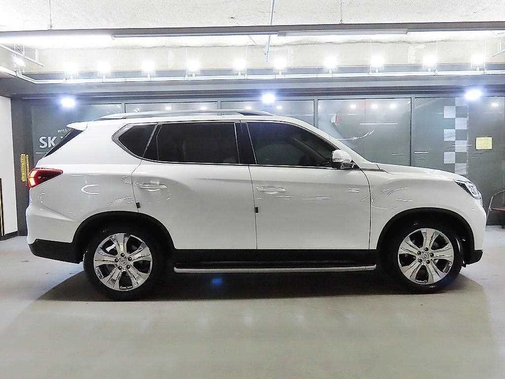 KG모빌리티(쌍용) 렉스턴 올 뉴 렉스턴 (Y450) 디젤 2.2 4WD 프레스티지 이미지 3