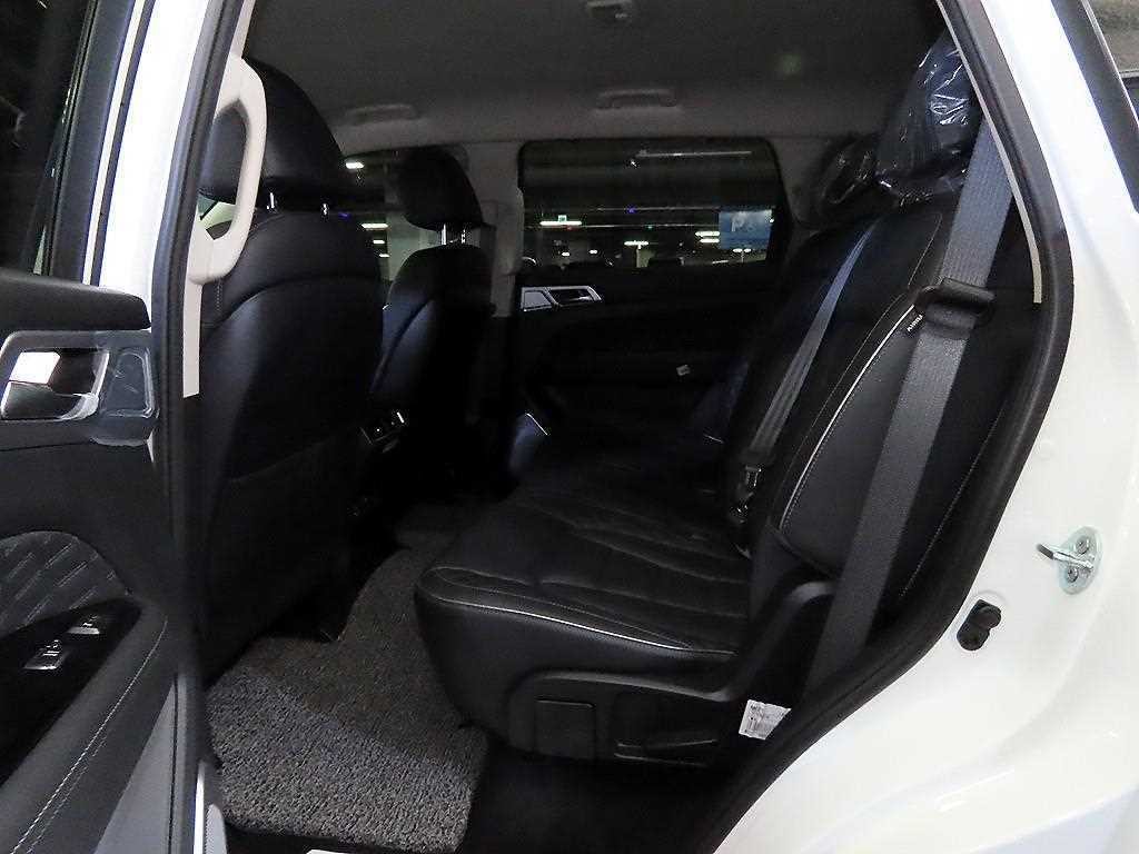 KG모빌리티(쌍용) 렉스턴 올 뉴 렉스턴 (Y450) 디젤 2.2 4WD 프레스티지 이미지 7
