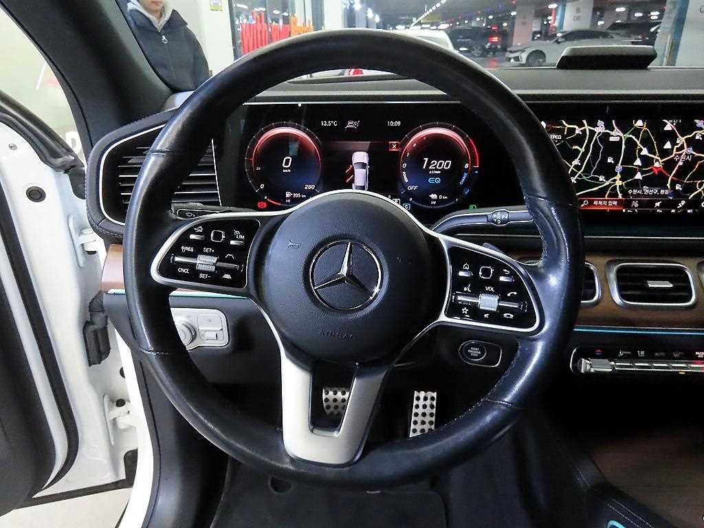 벤츠 GLE 클래스 GLE 클래스 W167 GLE 350e 4MATIC 쿠페 이미지 8