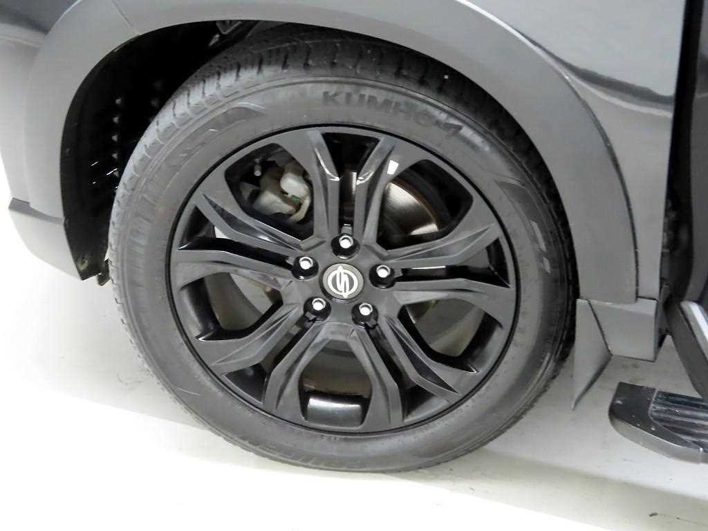 KG모빌리티(쌍용) 렉스턴 올 뉴 렉스턴 (Y450) 디젤 2.2 4WD 더 블랙 이미지 19