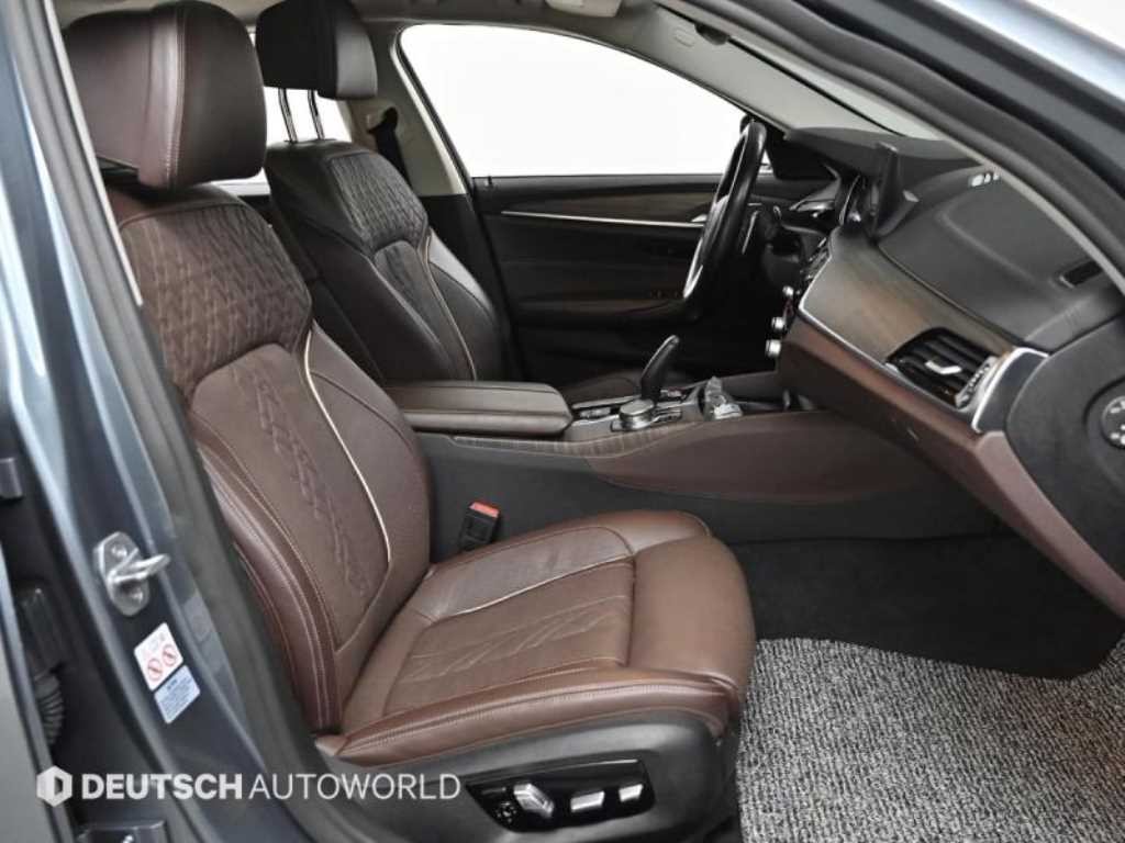BMW 5시리즈 5시리즈 (G30) 530i 럭셔리 플러스 이미지 10
