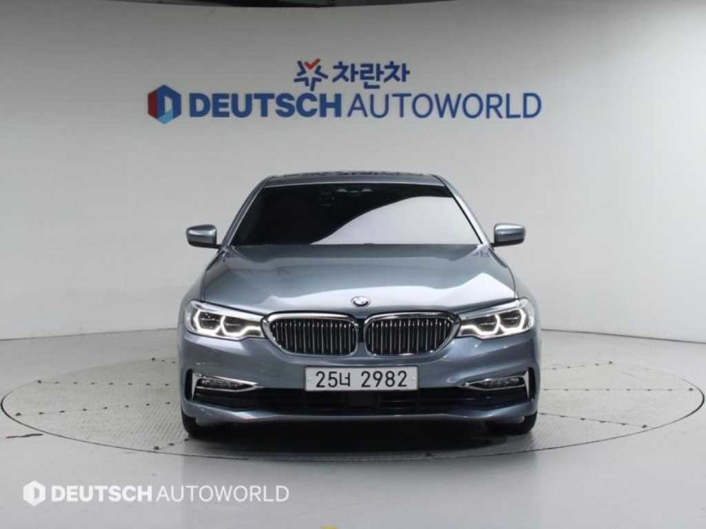 BMW 5시리즈 5시리즈 (G30) 530i 럭셔리 플러스 이미지 3