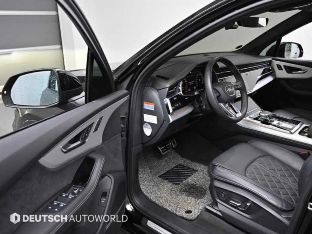 아우디 Q7 Q7 (4M) 55 TFSI 콰트로 프리미엄 이미지 11