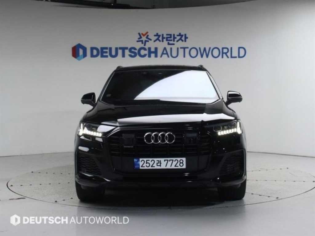 아우디 Q7 Q7 (4M) 55 TFSI 콰트로 프리미엄 이미지 3