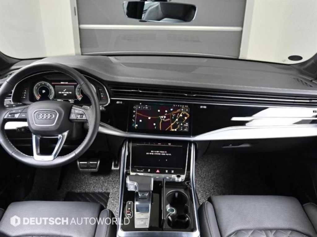 아우디 Q7 Q7 (4M) 55 TFSI 콰트로 프리미엄 이미지 7