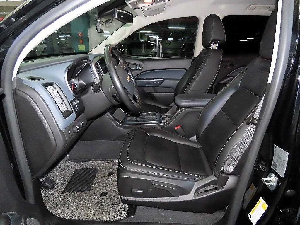 쉐보레 콜로라도 리얼 뉴 콜로라도 3.6 익스트림 4WD 이미지 6
