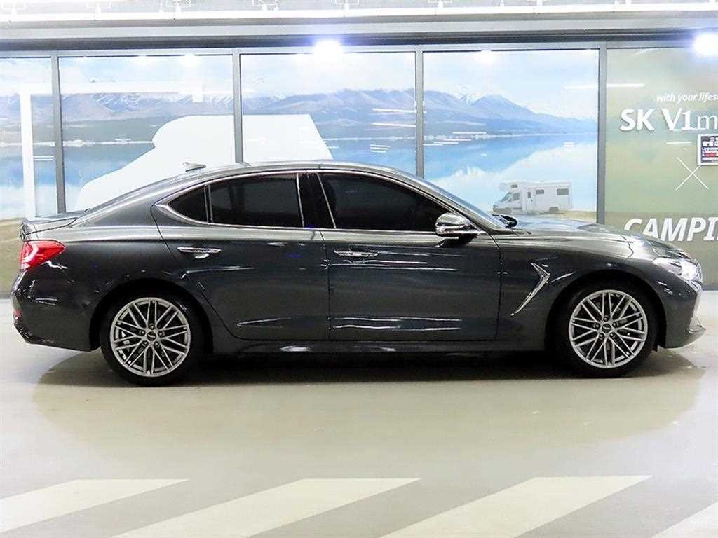 제네시스 G70 2.0T 엘리트 이미지 3