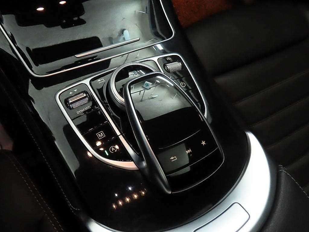 벤츠 GLC 클래스 GLC클래스 X253 GLC 220 d 4MATIC 프리미엄 쿠페 이미지 13