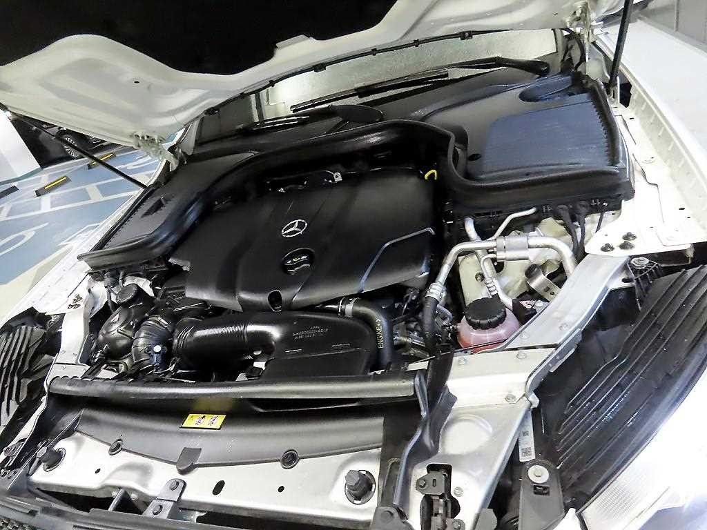 벤츠 GLC 클래스 GLC클래스 X253 GLC 220 d 4MATIC 프리미엄 쿠페 이미지 19