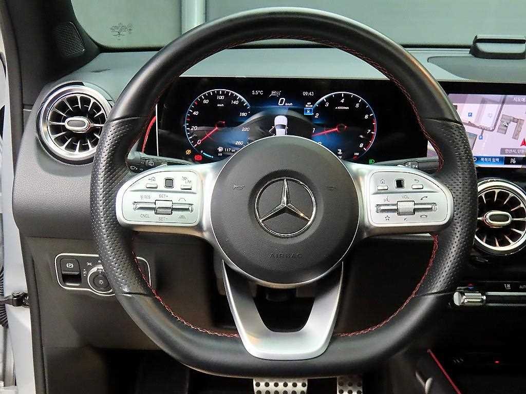 벤츠 GLB 클래스 GLB클래스 X247 GLB 250 4MATIC 이미지 9