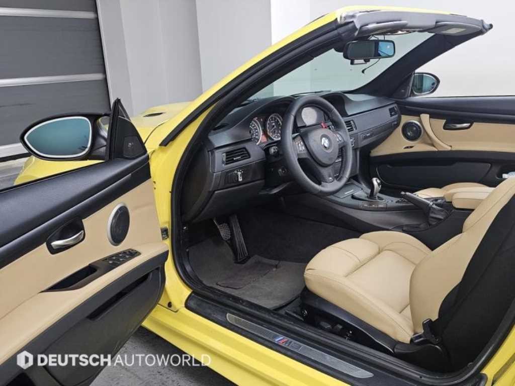 BMW 3시리즈 M3 (F80, E90) M3 컨버터블 이미지 11