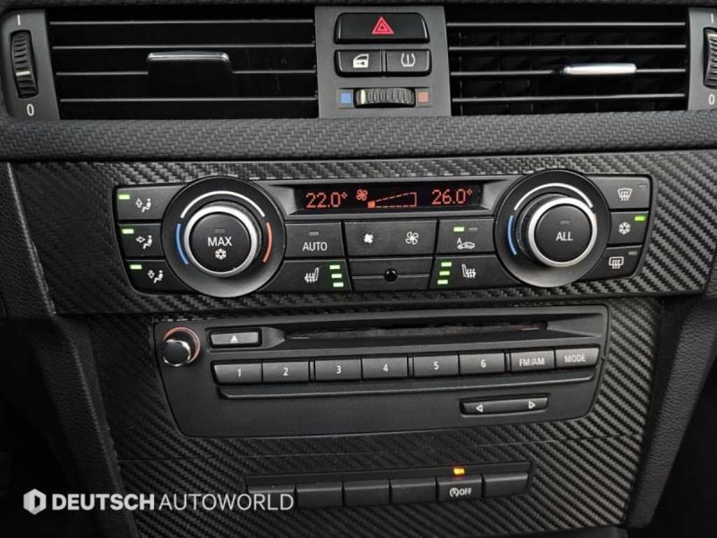 BMW 3시리즈 M3 (F80, E90) M3 컨버터블 이미지 17