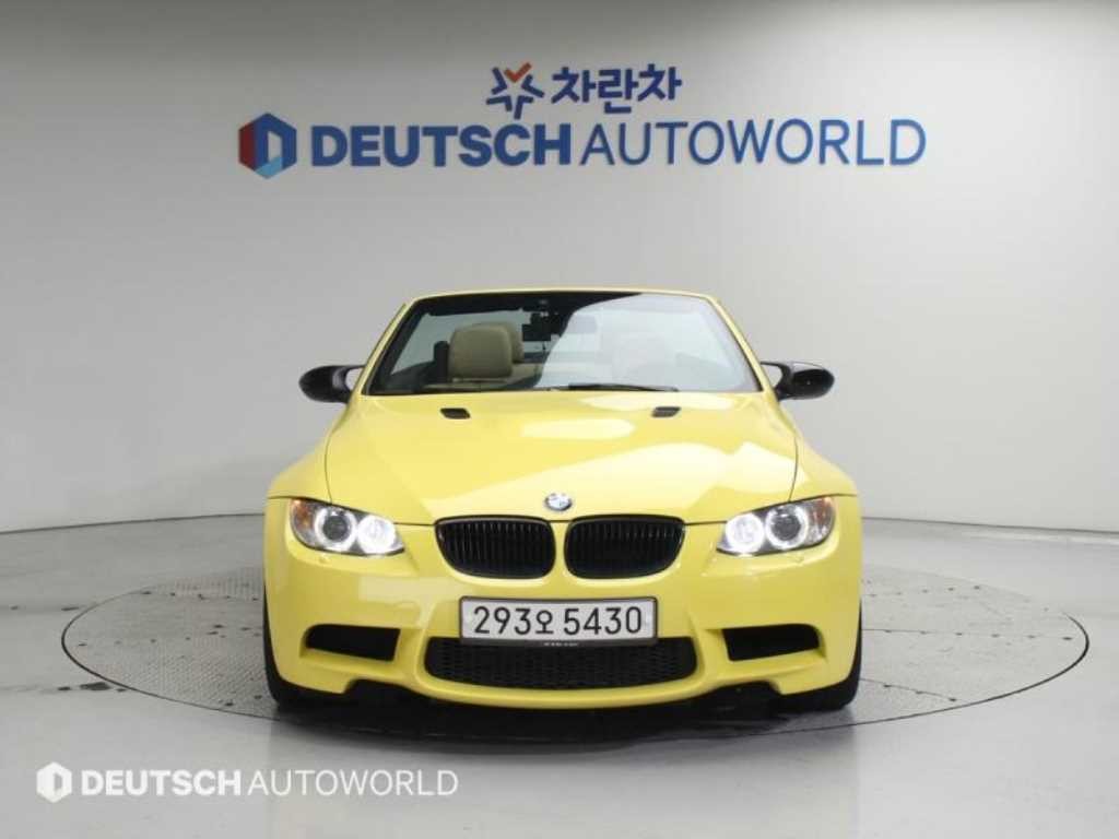 BMW 3시리즈 M3 (F80, E90) M3 컨버터블 이미지 3