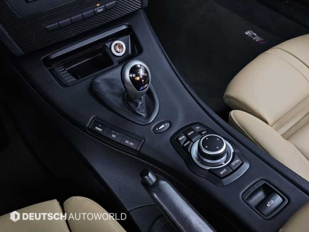 BMW 3시리즈 M3 (F80, E90) M3 컨버터블 이미지 9