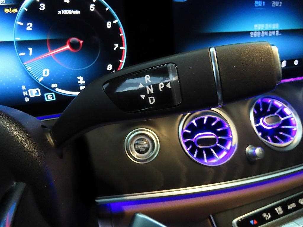 벤츠 E 클래스 E-클래스 W213 E250 아방가르드 이미지 12