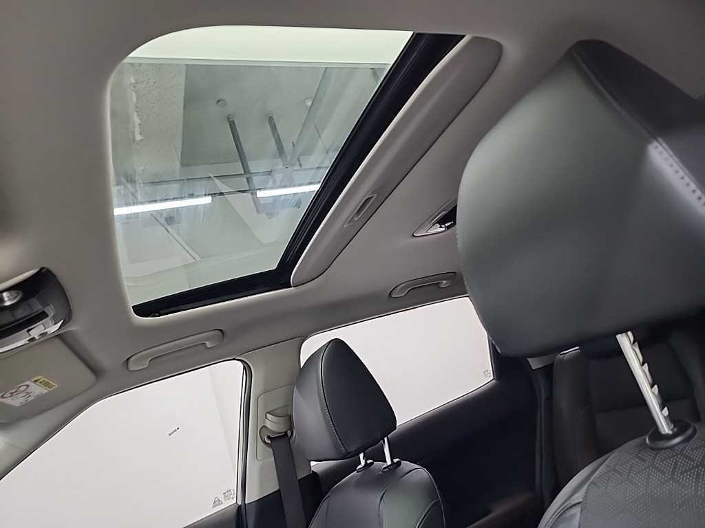 기아 셀토스 가솔린 1.6 터보 4WD 시그니처 이미지 15