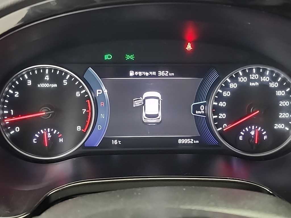 기아 셀토스 가솔린 1.6 터보 4WD 시그니처 이미지 6
