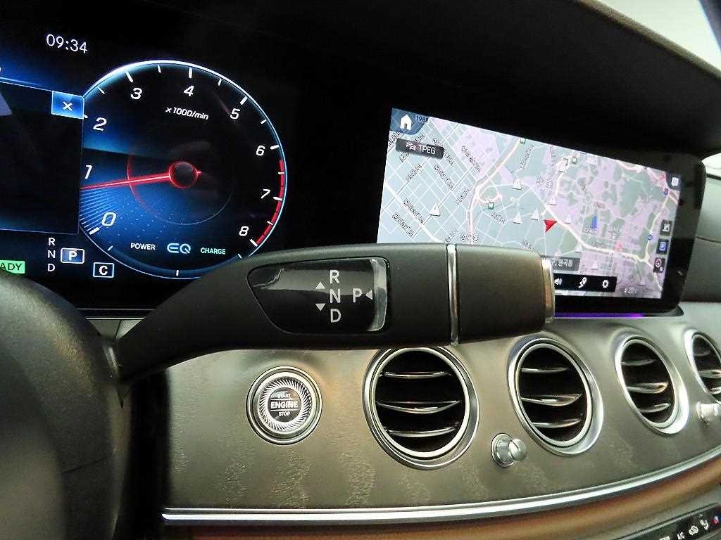 벤츠 E 클래스 E-클래스 W213 E350 4MATIC 아방가르드 이미지 10