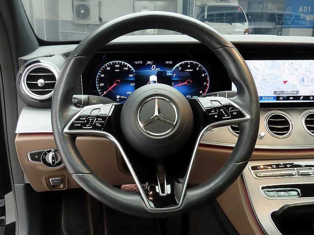 벤츠 E 클래스 E-클래스 W213 E350 4MATIC 아방가르드 이미지 6