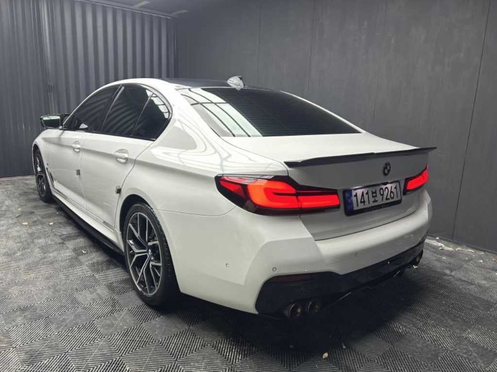 BMW 5시리즈 5시리즈 (G30) 530i M 스포츠 이미지 4