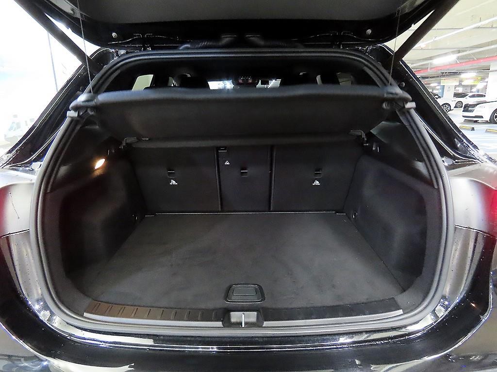 벤츠 GLA 클래스 GLA클래스 H247 GLA45 AMG 4MATIC + 이미지 17
