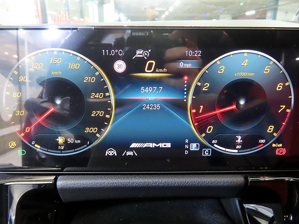 벤츠 GLA 클래스 GLA클래스 H247 GLA45 AMG 4MATIC + 이미지 9