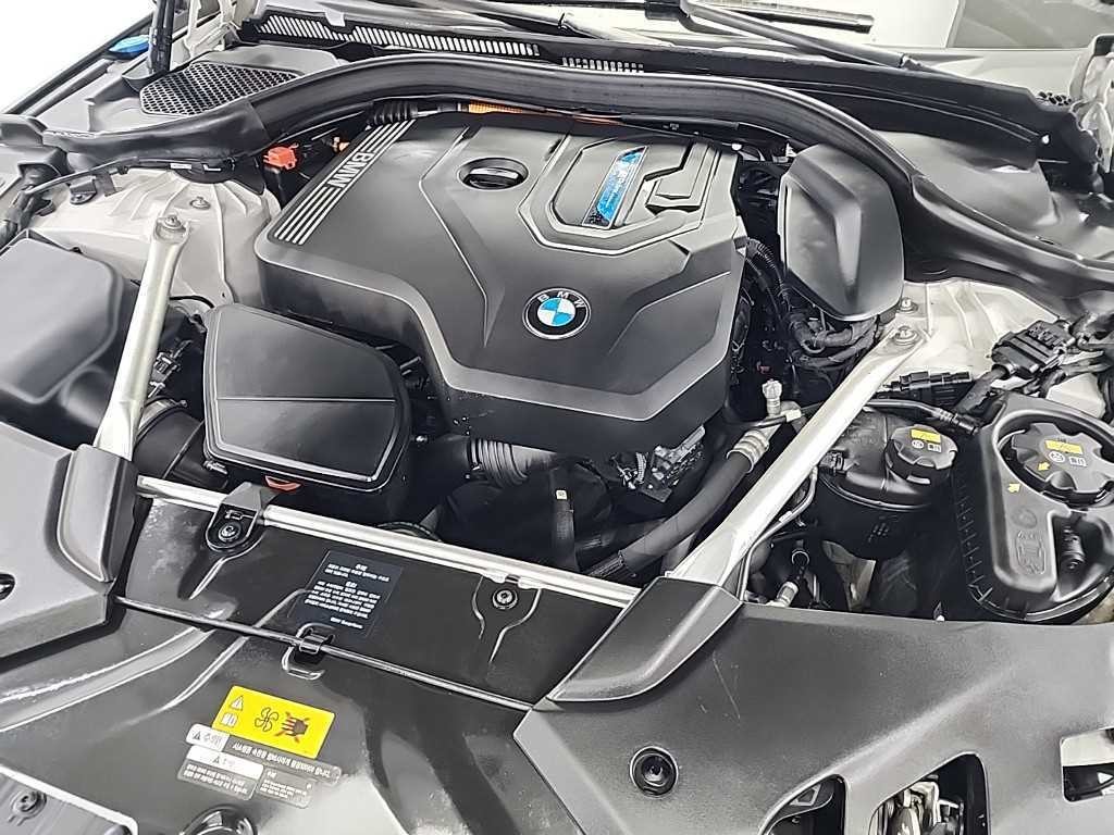 BMW 5시리즈 5시리즈 (G30) 530e M 스포츠 이미지 5