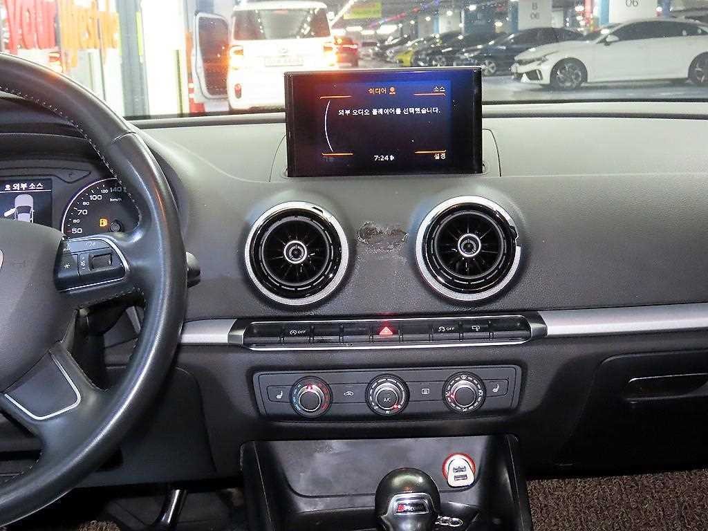 아우디 A3 뉴 A3 25 TDI 다이나믹 스포트백 이미지 11