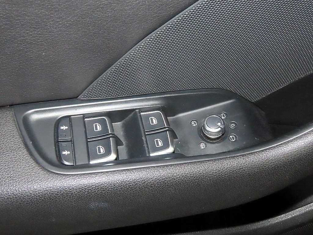 아우디 A3 뉴 A3 25 TDI 다이나믹 스포트백 이미지 13