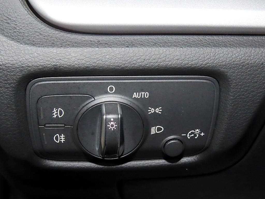 아우디 A3 뉴 A3 25 TDI 다이나믹 스포트백 이미지 14