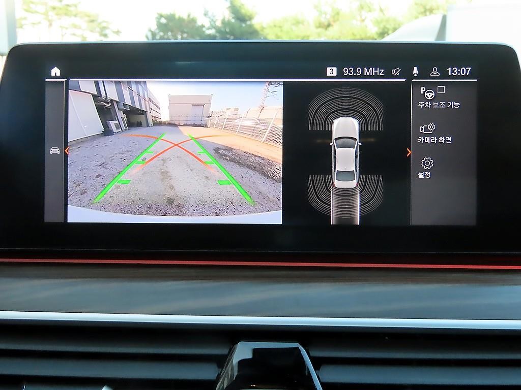 BMW 5시리즈 5시리즈 (G30) 530i xDrive 럭셔리 플러스 이미지 14