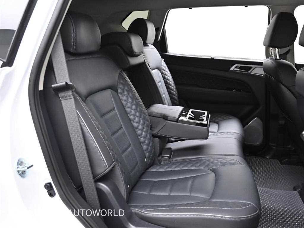 KG모빌리티(쌍용) 렉스턴 올 뉴 렉스턴 (Y450) 디젤 2.2 4WD 프레스티지 이미지 12