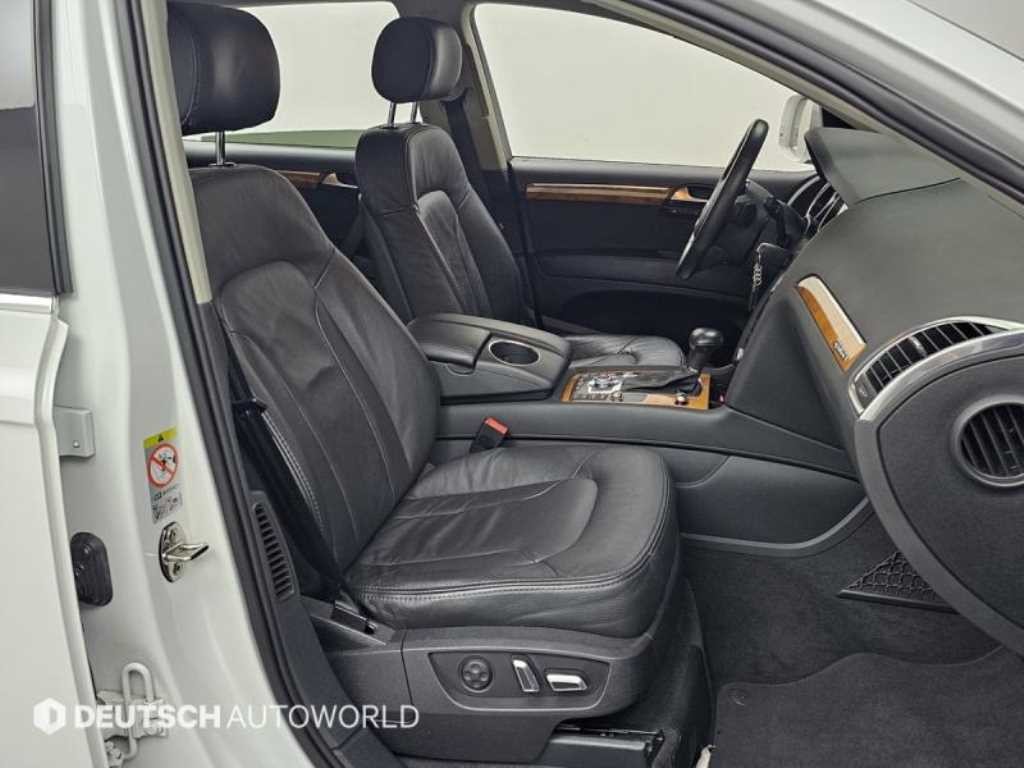 아우디 Q7 3.0 TDI 콰트로 다이나믹 이미지 10