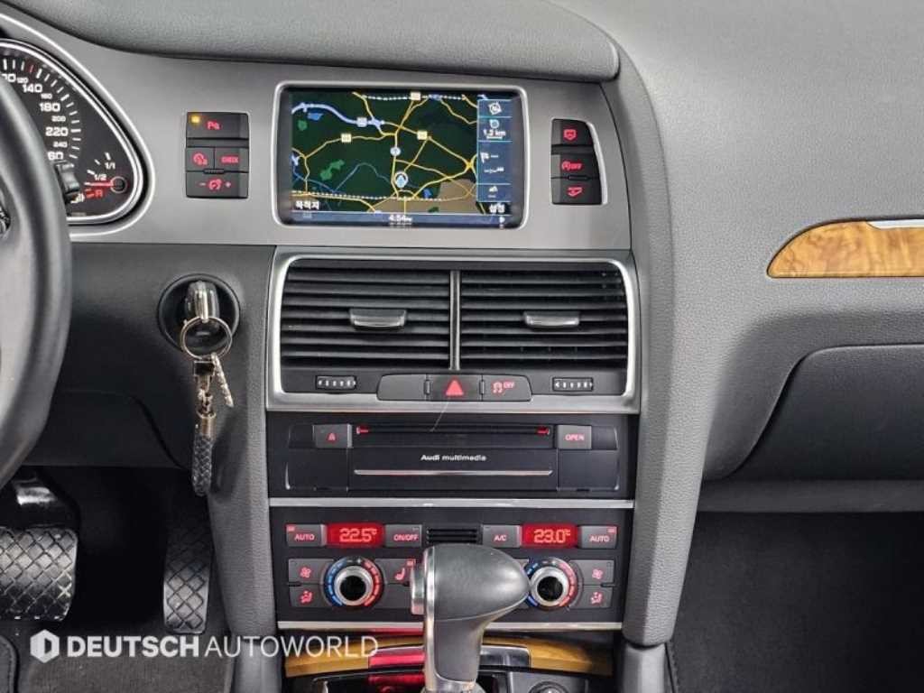 아우디 Q7 3.0 TDI 콰트로 다이나믹 이미지 14