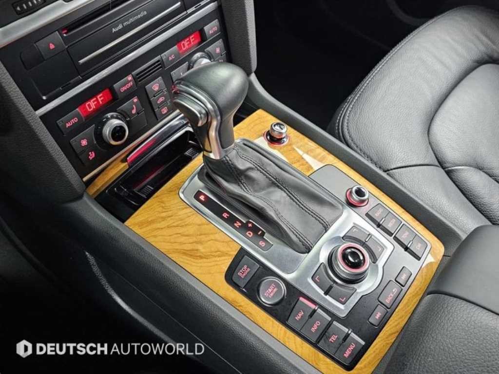아우디 Q7 3.0 TDI 콰트로 다이나믹 이미지 9