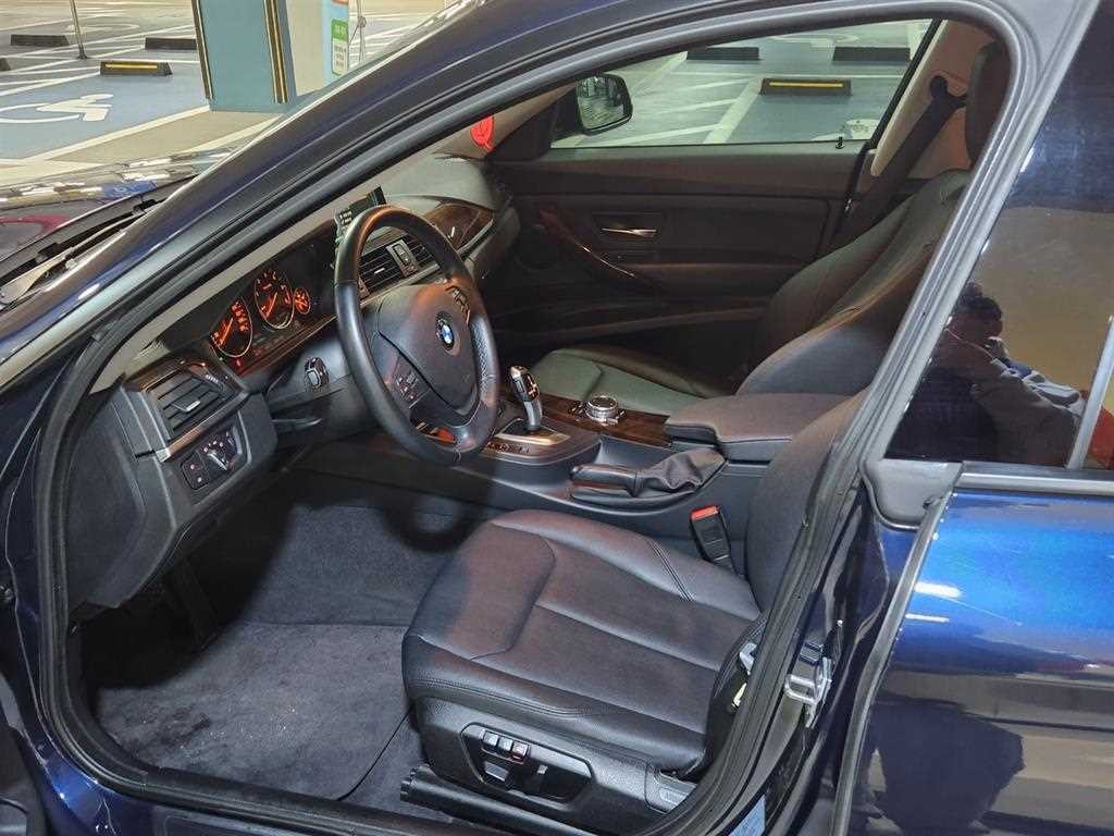 BMW 그란투리스모 3시리즈 GT (F34) GT 320D 이미지 10