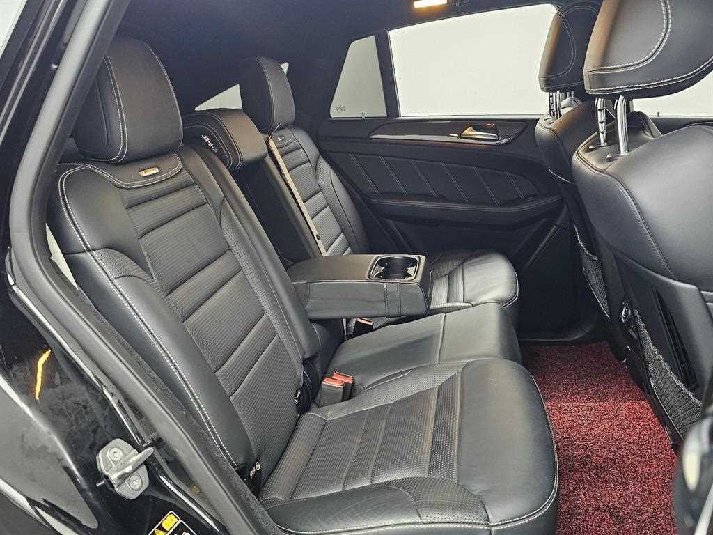 벤츠 GLE 클래스 GLE 클래스 W166 GLE 63 AMG S 4MATIC 쿠페 이미지 13