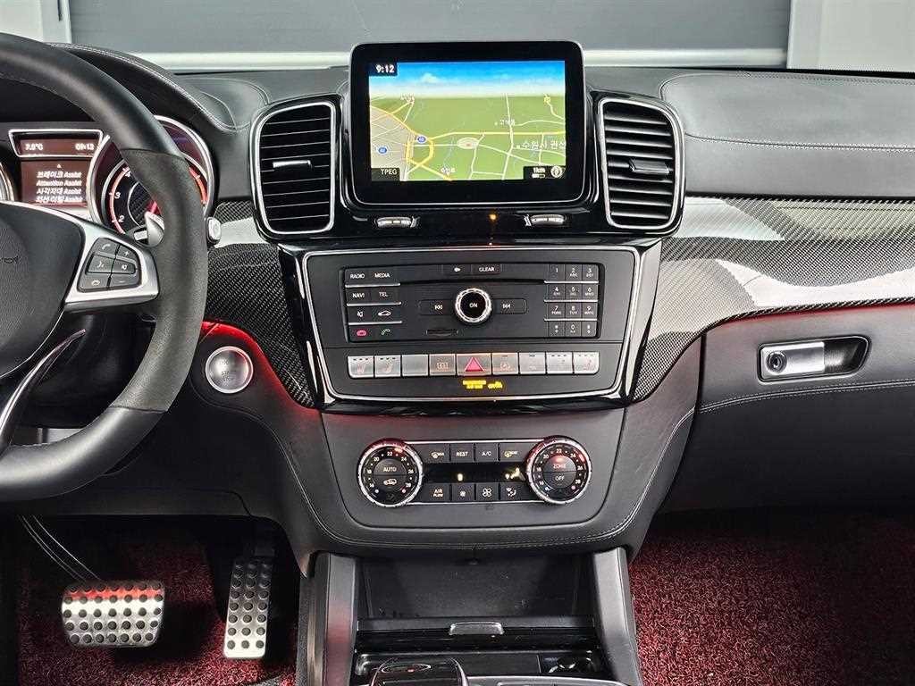 벤츠 GLE 클래스 GLE 클래스 W166 GLE 63 AMG S 4MATIC 쿠페 이미지 15
