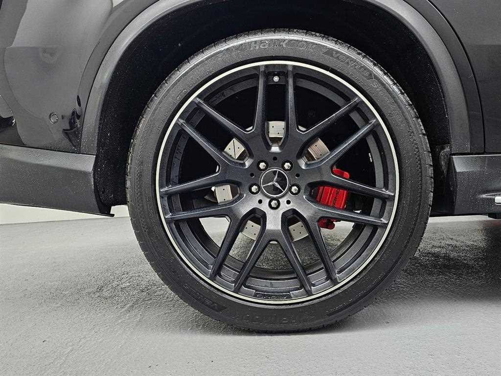 벤츠 GLE 클래스 GLE 클래스 W166 GLE 63 AMG S 4MATIC 쿠페 이미지 6