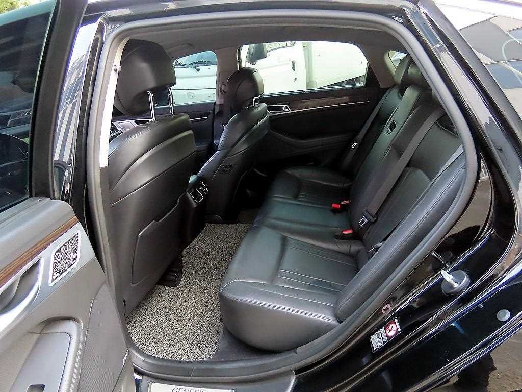 제네시스 G80 3.3 GDI AWD 프리미엄 럭셔리 이미지 6
