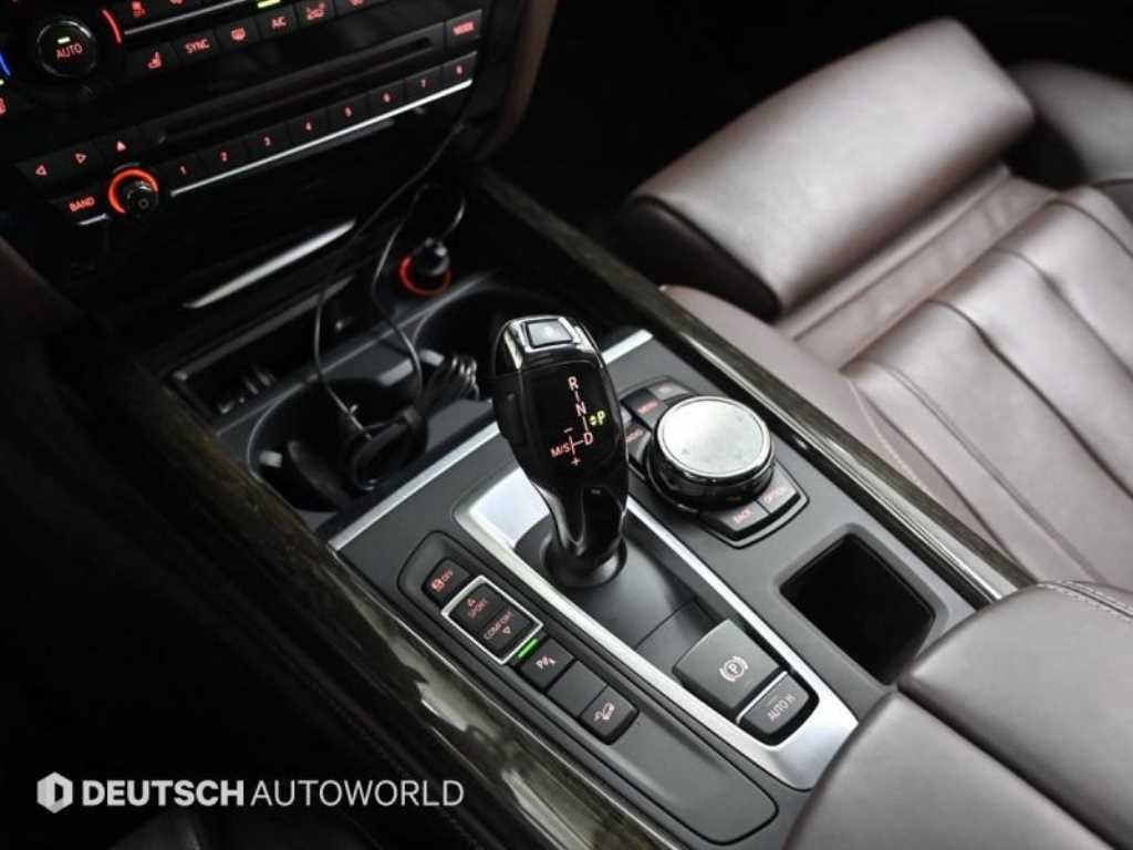 BMW X5 X5 (F15) xDrive 50i 이미지 9