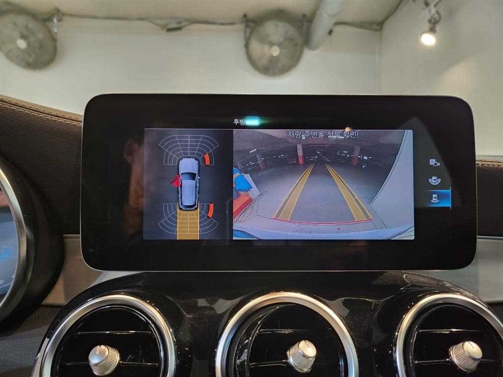 벤츠 GLC 클래스 GLC클래스 X253 GLC 220 d 4MATIC 이미지 15