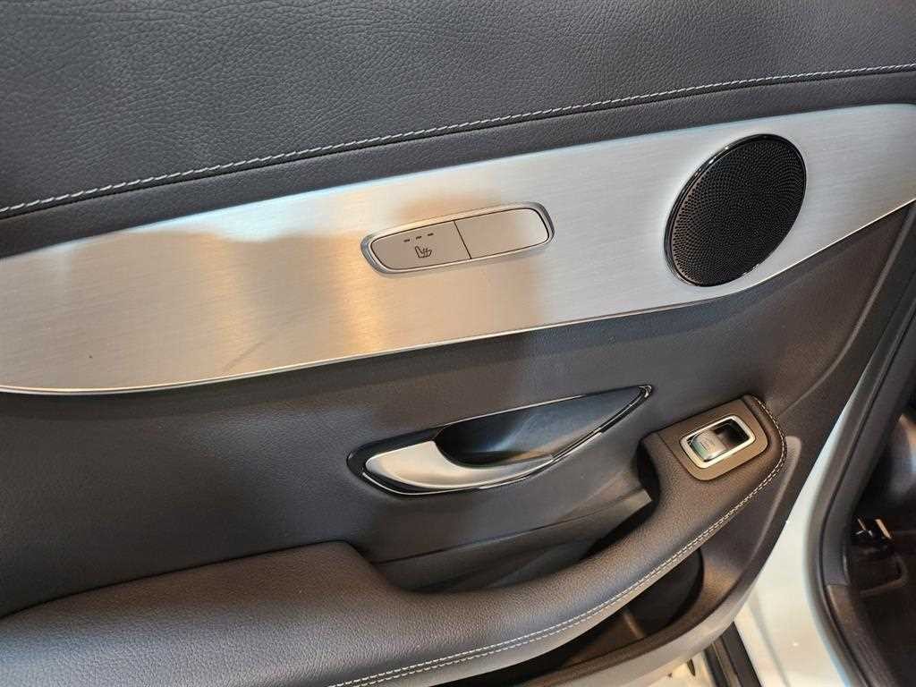벤츠 GLC 클래스 GLC클래스 X253 GLC 220 d 4MATIC 이미지 8