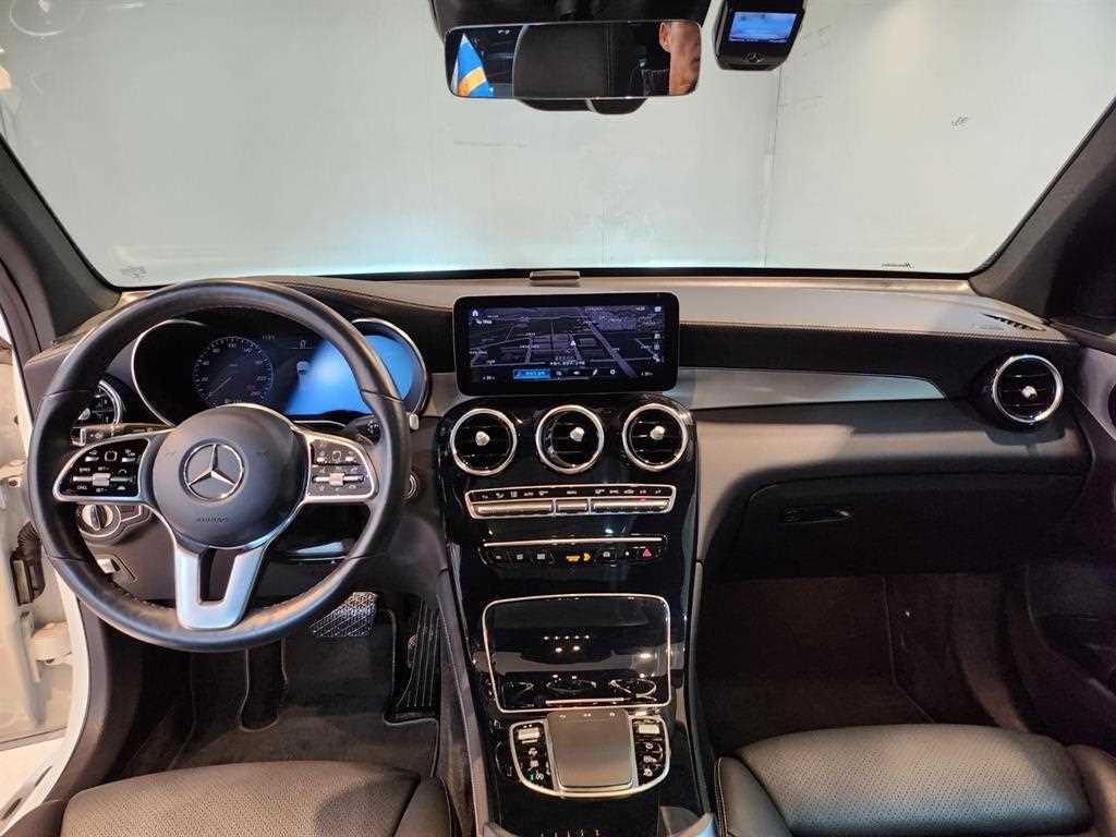 벤츠 GLC 클래스 GLC클래스 X253 GLC 220 d 4MATIC 이미지 9