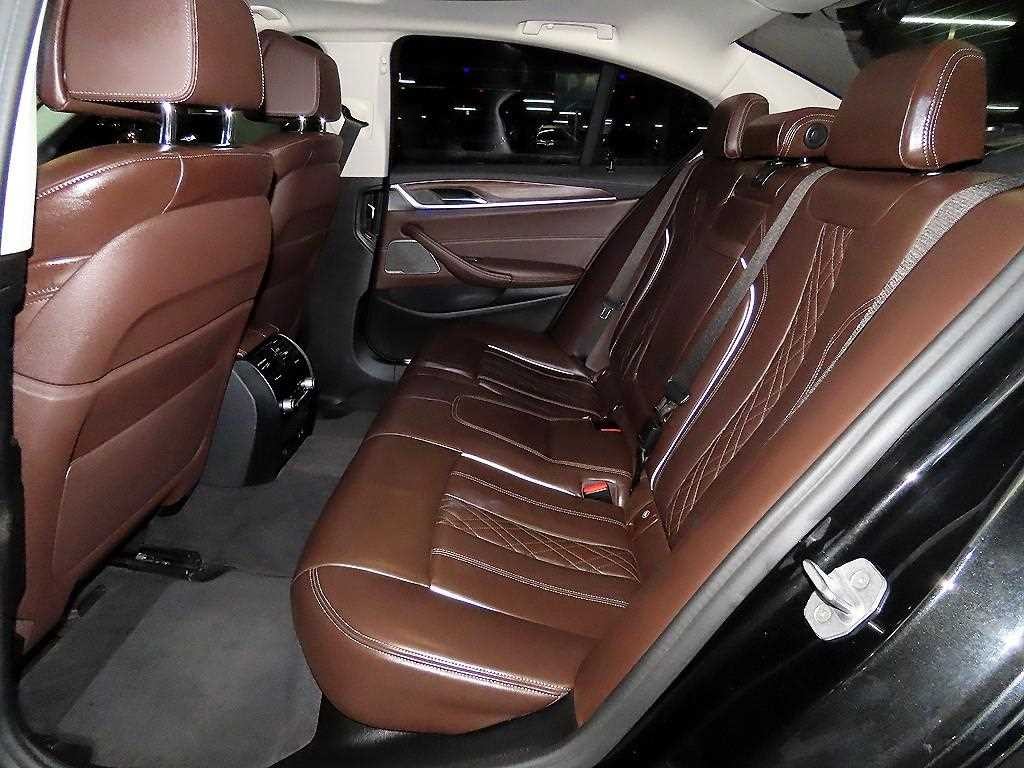 BMW 5시리즈 5시리즈 (G30) 530i 럭셔리 이미지 7