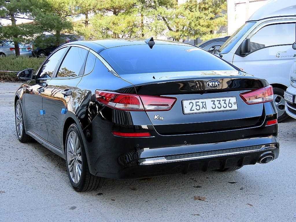 기아 K5 더 뉴 K5 2세대 가솔린 2.0 노블레스 이미지 3