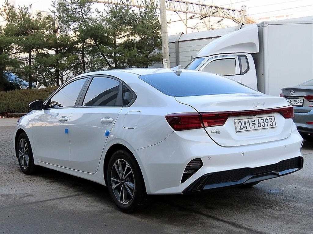기아 K3 더뉴 K3 2세대 1.6 가솔린 프레스티지 이미지 3