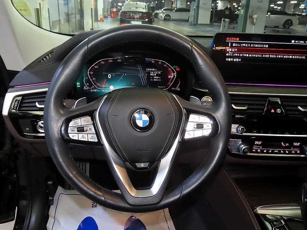 BMW 그란투리스모 6시리즈 GT (G32) 620d 럭셔리 이미지 8