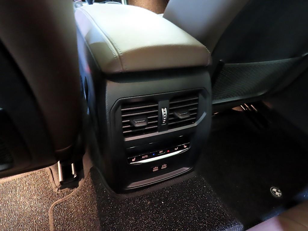 BMW 3시리즈 3시리즈 (G20) 320i 럭셔리 이미지 16