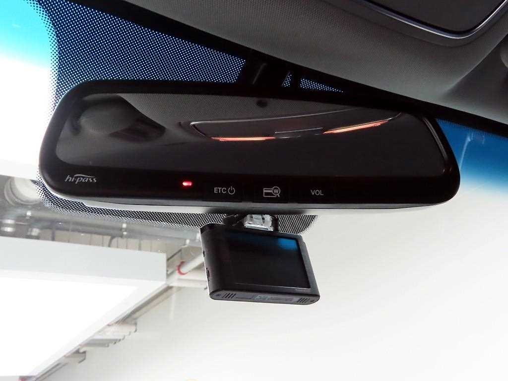 기아 쏘렌토 뉴 쏘렌토 R 2WD 2.0 프레스티지 이미지 15
